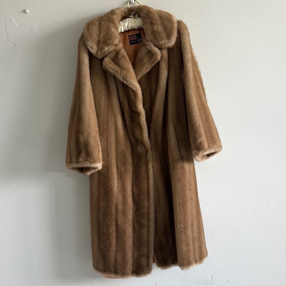 Luxurious Brown Fur Coat